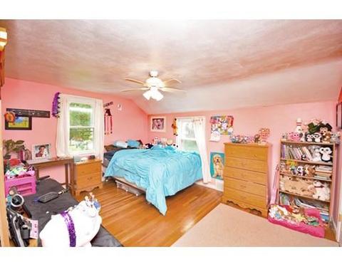 26 Macomber Ave, Springfield, MA 01119 photo 22