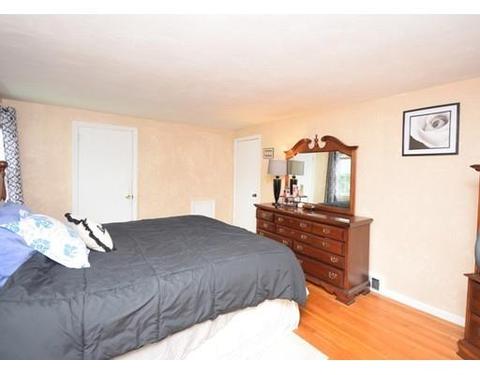 26 Macomber Ave, Springfield, MA 01119 photo 20