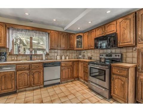 18 Smith Ave, Reading, MA 01867 photo 15