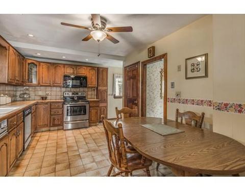 18 Smith Ave, Reading, MA 01867 photo 12