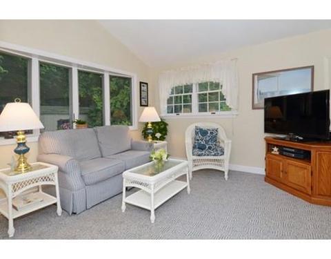633 Summer Ave, Reading, MA 01867 photo 12