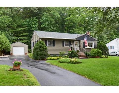633 Summer Ave, Reading, MA 01867 photo 2