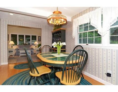 633 Summer Ave, Reading, MA 01867 photo 16
