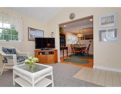 633 Summer Ave, Reading, MA 01867 photo 13