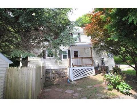 22 Glancy Ln, Dedham, MA 02026 photo 4