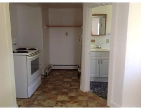 26 Pine St, Gloucester, MA 01930 photo 9