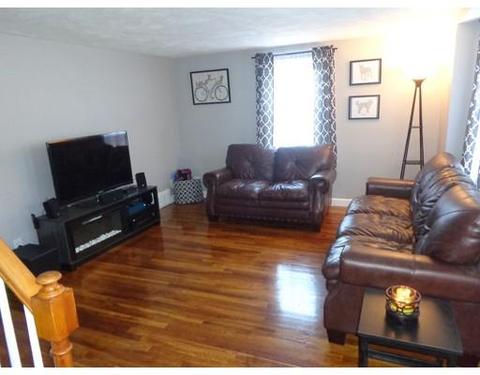 34 Macomber Ave, Springfield, MA 01119 photo 7