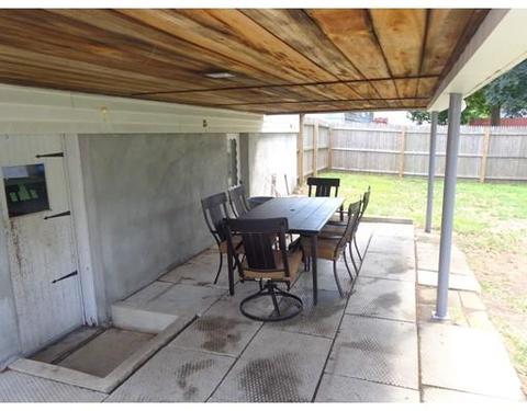 34 Macomber Ave, Springfield, MA 01119 photo 15