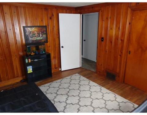 34 Macomber Ave, Springfield, MA 01119 photo 8
