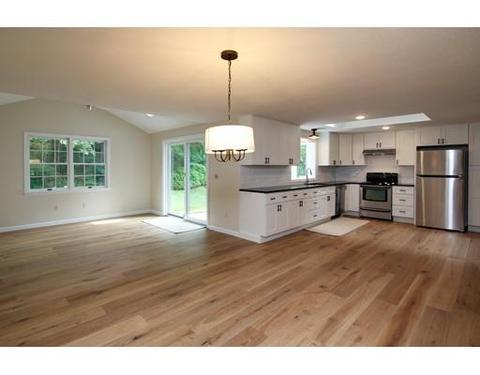 30 Leather Leaf Ln, Mashpee, MA 02649 photo 4