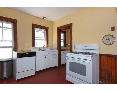 17 Laurel St, Arlington, MA 02476 photo 6
