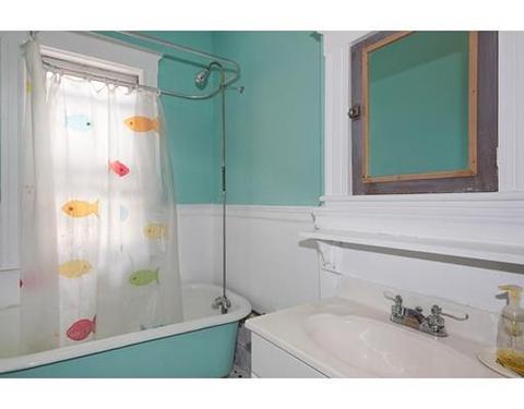 17 Laurel St, Arlington, MA 02476 photo 12