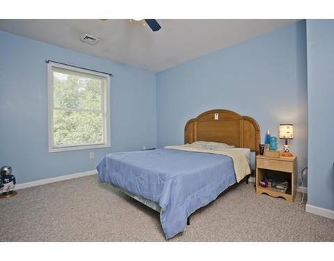 38 Devlin Dr, Chicopee, MA 01020 photo 15