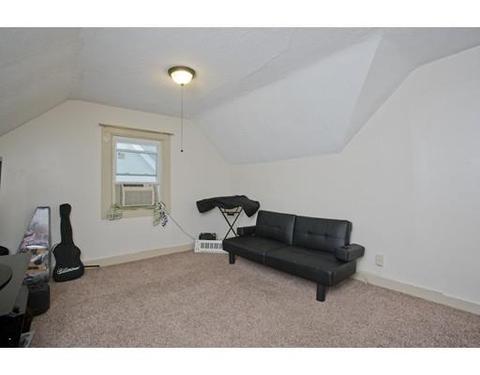 24 Windsor St, Springfield, MA 01105 photo 16
