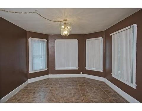 24 Windsor St, Springfield, MA 01105 photo 10