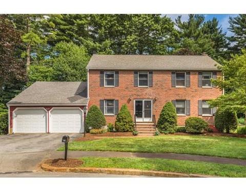 14 Verde Cir, Reading, MA 01867 photo 2