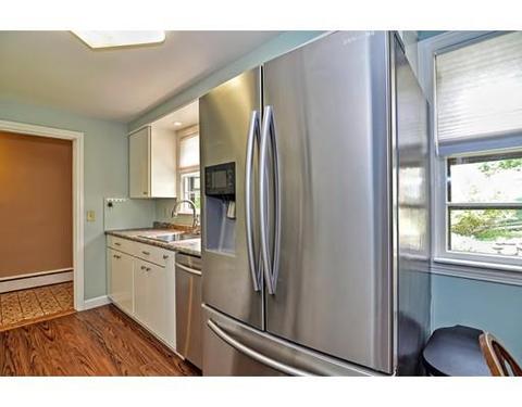 15 Rydal St, Worcester, MA 01602 photo 6