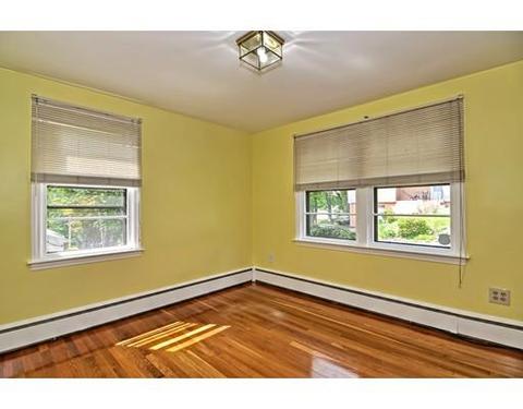 15 Rydal St, Worcester, MA 01602 photo 17