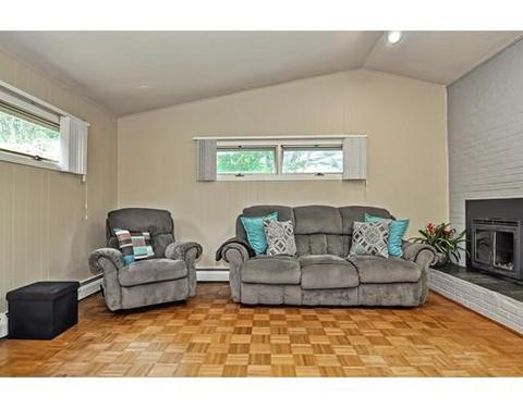 15 Rydal St, Worcester, MA 01602 photo 9