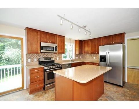 31 Conant St, Acton, MA 01720 photo 3