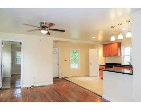 30 Massasoit St, Springfield, MA 01107 photo 7