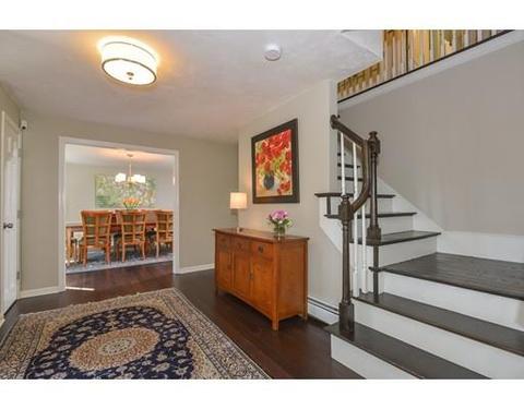 4 Daniels Rd, Mendon, MA 01756 photo 3