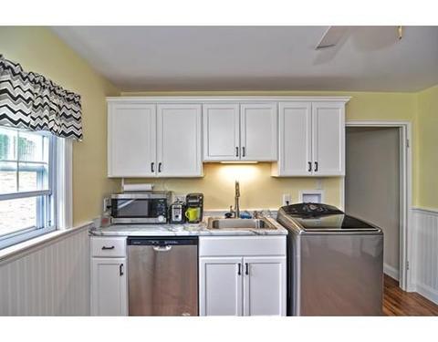 23 Pond View Rd, Canton, MA 02021 photo 5