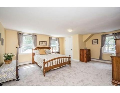 35 Lawrence Rd, Reading, MA 01867 photo 9