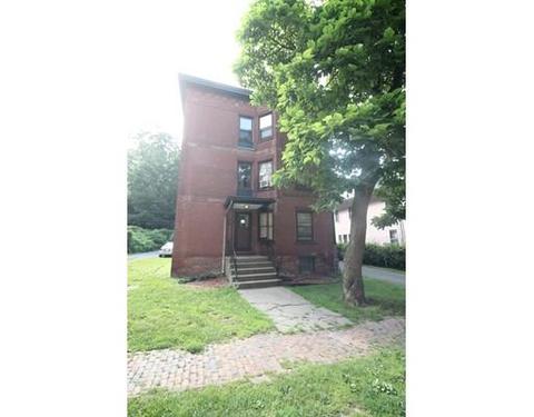 71 Avon Pl, Springfield, MA 01105 photo 3