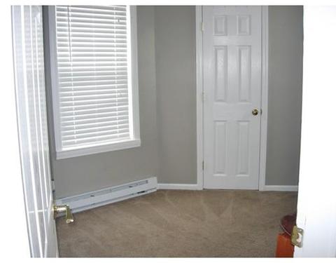 69 Arnold St, Chicopee, MA 01013 photo 20