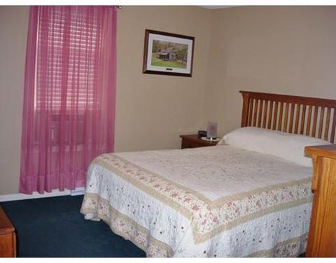 69 Arnold St, Chicopee, MA 01013 photo 21