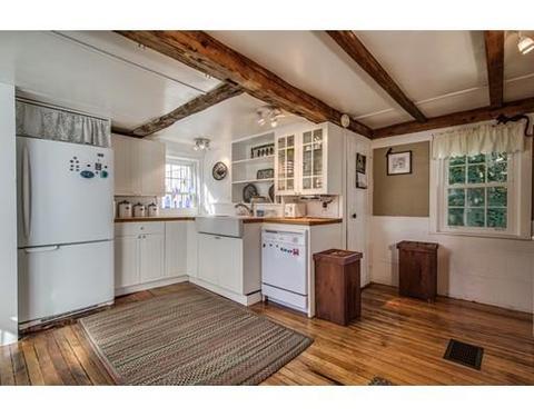 27 Trask St, Beverly, MA 01915 photo 11