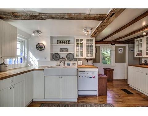 27 Trask St, Beverly, MA 01915 photo 12