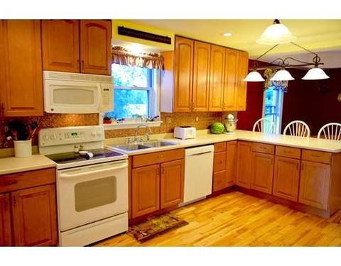 63 Keyes St, Warren, MA 01083 photo 6