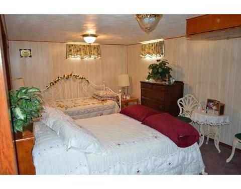 23 Fredette St, Springfield, MA 01109 photo 13