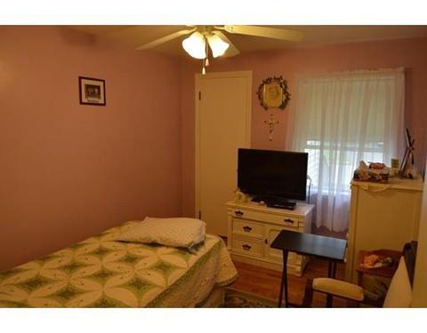 23 Fredette St, Springfield, MA 01109 photo 7