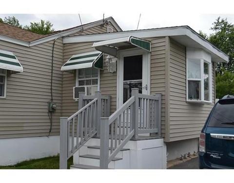 23 Fredette St, Springfield, MA 01109 photo 3