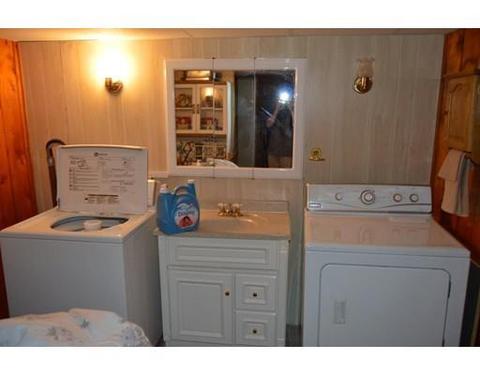 23 Fredette St, Springfield, MA 01109 photo 12