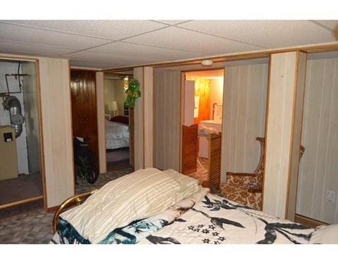 23 Fredette St, Springfield, MA 01109 photo 11