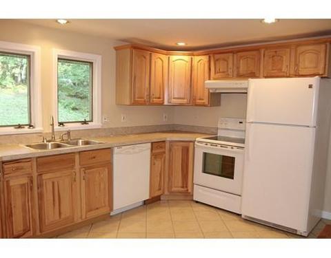 1663 Russell Rd, Montgomery, MA 01085 photo 2