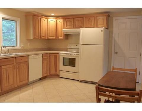 1663 Russell Rd, Montgomery, MA 01085 photo 3