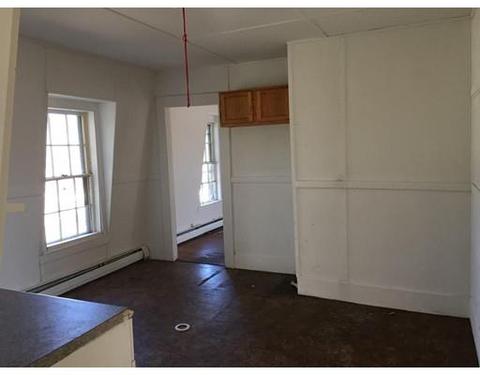 176 E Main St, Orange, MA 01364 photo 4