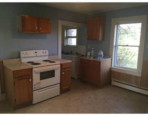 176 E Main St, Orange, MA 01364 photo 2