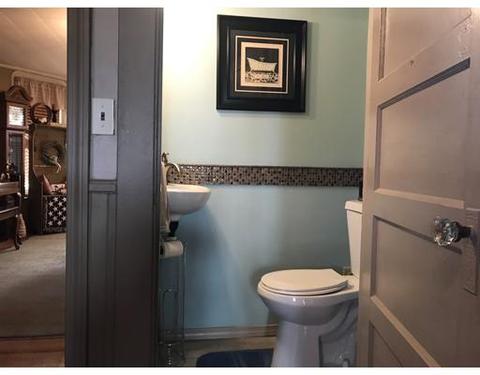 111 Charlotte St, Fall River, MA 02720 photo 8