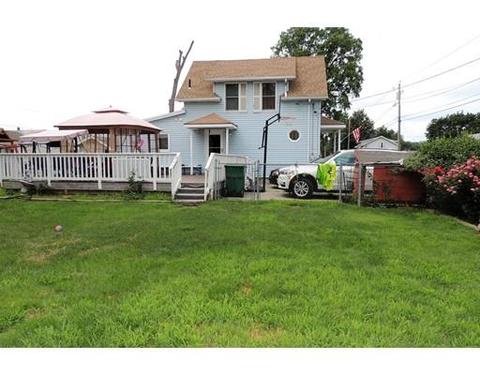 43 Pendexter Ave, Chicopee, MA 01013 photo 22
