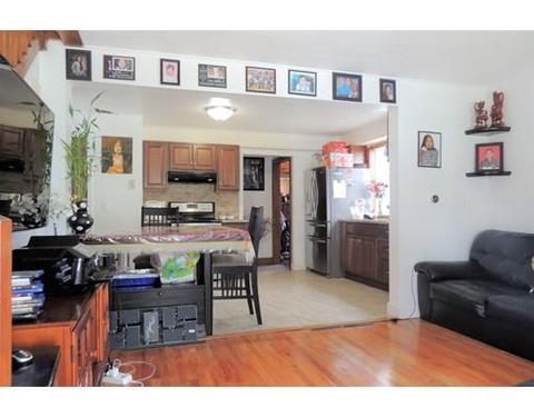 43 Pendexter Ave, Chicopee, MA 01013 photo 4