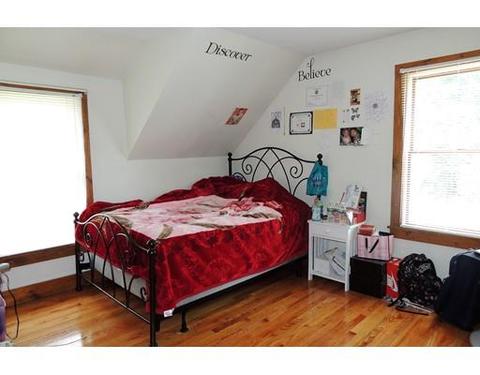 43 Pendexter Ave, Chicopee, MA 01013 photo 13