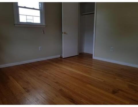 11 Isabel St, Springfield, MA 01109 photo 10