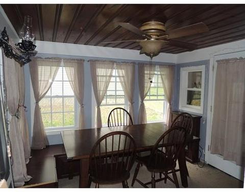 521 E Main St, Chicopee, MA 01020 photo 9
