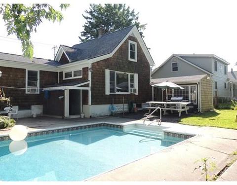 521 E Main St, Chicopee, MA 01020 photo 18
